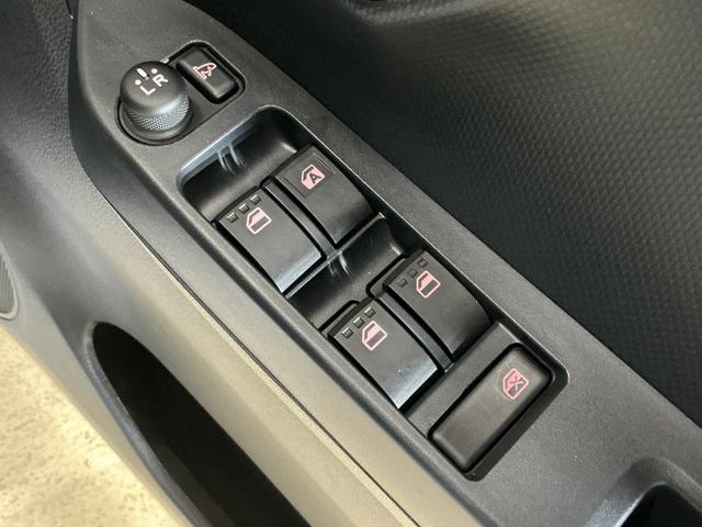 ミライースX SAIII CDオーディオ コーナーセンサー キーレスCDオーディオ コーナーセンサー オートハイビーム キーレス スペアキー有り オートライト LEDヘッドライト ドアバイザー スマートアシスト アイドリングストップ 横滑り防止装置 電動格納ドアミラー(京都府)の中古車