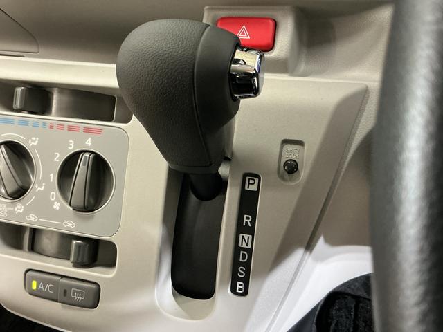 ミライースX SAIII CDオーディオ コーナーセンサー キーレスCDオーディオ コーナーセンサー オートハイビーム キーレス スペアキー有り オートライト LEDヘッドライト ドアバイザー スマートアシスト アイドリングストップ 横滑り防止装置 電動格納ドアミラー(京都府)の中古車