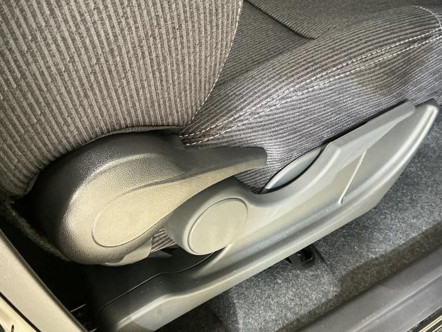 ムーヴＧ　届出済み未使用車　９インチディスプレイオーディオ　ＵＳＢ届出済み未使用車　９インチディスプレイオーディオ　バックカメラ　片側パワースライドドア　ワイヤレス充電　コーナーセンサー　電動パーキングブレーキ　オートハイビーム　Ｂｌｕｅｔｏｏｔｈ　ＵＳＢ接続（京都府）の中古車