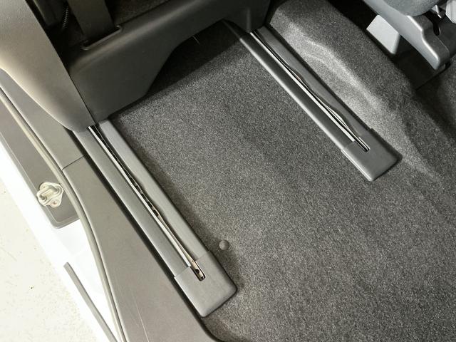 タントカスタムRS ナビ バックカメラ ETC シートヒーターナビ バックカメラ ETC 両側パワースライドドア シートヒーター 電動パーキングブレーキ コーナーセンサー オートハイビーム 15インチ純正アルミホイール Bluetooth USB フルセグTV(京都府)の中古車