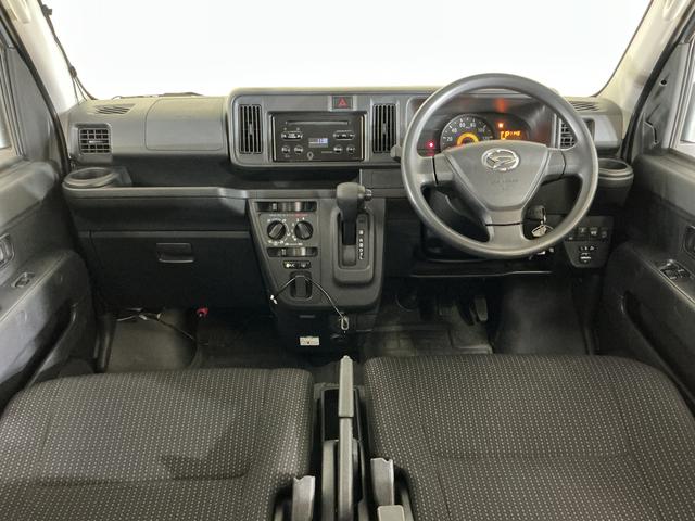 ハイゼットカーゴ 中古車 クルーズターボＳＡＩＩＩ　ワンオーナー　ＣＤオーディオ１オーナー　ＣＤオーディオ　前後ドラレコ　ＥＴＣ　オートハイビーム　リヤコーナーセンサー　キーレス　ＬＥＤヘッドライト　フォグライト　ドアバイザー　横滑り防止装置　スペアキー有り　アイドリングストップ