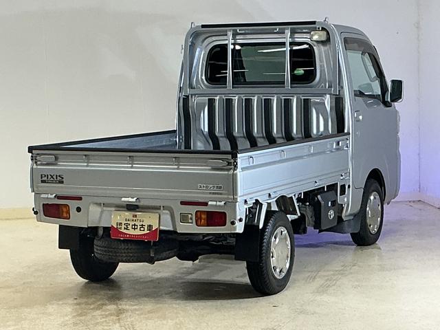 ピクシストラックエクストラ　４ＷＤ　ナビ　ＥＴＣ　３方開　荷台作業灯４ＷＤ　ナビ　ＥＴＣ　３方開　荷台作業灯　Ｂｌｕｅｔｏｏｔｈ　ＤＶＤ再生　フルセグＴＶ　フォグライト　キーレスエントリー　ドアバイザー　マニュアルエアコン　１２Ｖ電源ソケット　ヘッドライトレベライザー（京都府）の中古車