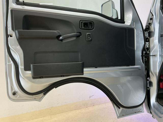 ピクシストラックエクストラ　４ＷＤ　ナビ　ＥＴＣ　３方開　荷台作業灯４ＷＤ　ナビ　ＥＴＣ　３方開　荷台作業灯　Ｂｌｕｅｔｏｏｔｈ　ＤＶＤ再生　フルセグＴＶ　フォグライト　キーレスエントリー　ドアバイザー　マニュアルエアコン　１２Ｖ電源ソケット　ヘッドライトレベライザー（京都府）の中古車