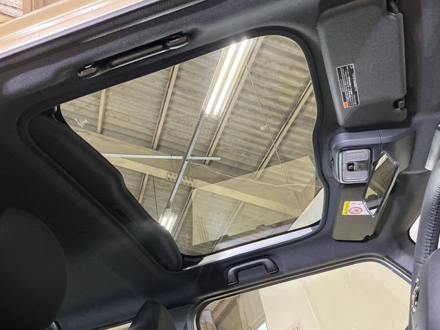 タフト 中古車 Ｇ　クロムベンチャー　ディスプレイオーディオ　バックカメラ９インチディスプレイオーディオ　バックカメラ　スカイフィールトップ　アダプティブクルーズコントロール　コーナーセンサー　シートヒーター　電動パーキングブレーキ　オートハイビーム　Ｂｌｕｅｔｏｏｔｈ