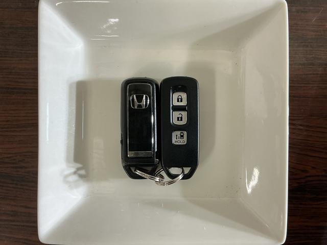 Ｎ−ＢＯＸカスタムＬ　ナビＴＶ　バックカメラ　ＥＴＣ　片側パワースライドドアナビ　バックカメラ　ＥＴＣ　片側パワースライドドア　アダプティブクルーズコントロール　シートヒーター　リヤソナーセンサー　Ｂｌｕｅｔｏｏｔｈ　ＵＳＢ接続　ＤＶＤ再生　フルセグＴＶ　オートライト（京都府）の中古車
