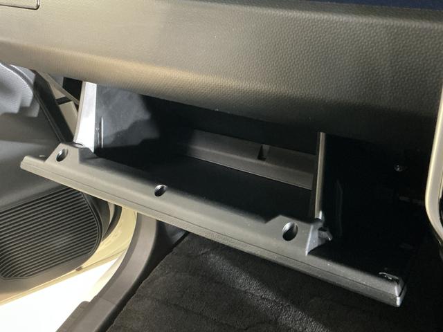 トールカスタムＧ　ＳＡII　ワンオーナー　ナビ　パノラマモニターワンオーナー　ナビ　パノラマモニター　ドラレコ　両側パワースライドドア　クルーズコントロール　Ｂｌｕｅｔｏｏｔｈ　ＤＶＤ再生　フルセグＴＶ　フォグライト　スマートキー　オートライト　ＬＥＤヘッドライト（京都府）の中古車