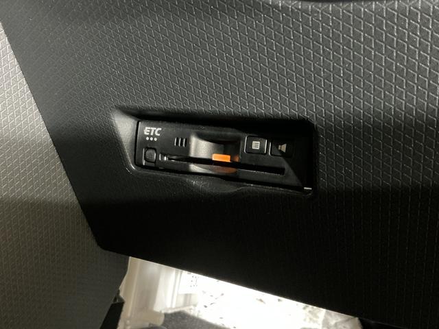 タント 中古車 カスタムＲＳリミテッド　ワンオーナー　ディスプレイオーディオワンオーナー　９インチディスプレイオーディオ　バックカメラ　ＥＴＣ　両側パワースライドドア　アダプティブクルーズコントロール　コーナーセンサー　シートヒーター　電動パーキングブレーキ　オートハイビーム