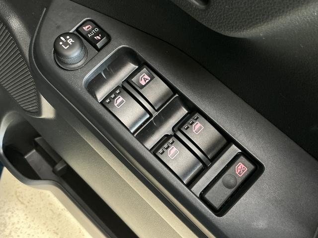 ウェイクGターボVS SAIII 1オーナー ナビ パノラマモニターワンオーナー ナビ パノラマモニター ドラレコ ETC 両側パワースライドドア リヤコーナーセンサー Bluetooth フルセグTV USB接続 オートハイビーム LEDヘッドライト スマートキー(京都府)の中古車