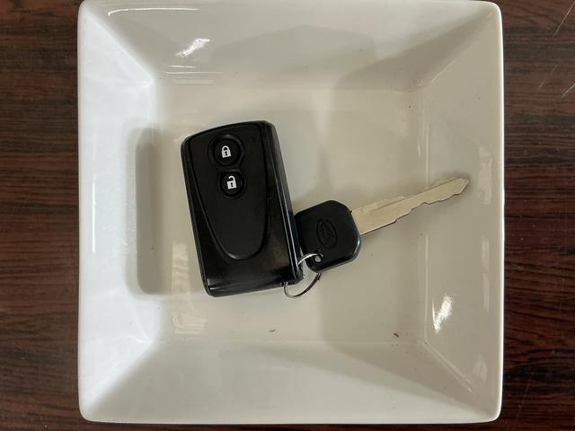 ミライースＧ　ＳＡ　ワンオーナー　ナビ　ＥＴＣ　Ｂｌｕｅｔｏｏｔｈワンオーナー　ナビ　ＥＴＣ　Ｂｌｕｅｔｏｏｔｈ　フルセグＴＶ　スマートキー　プッシュスタート　ドアバイザー　フォグライト　横滑り防止装置　アイドリングストップ　電動格納ドアミラー　サイドエアバッグ（京都府）の中古車