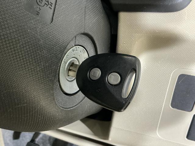 ムーヴＬ　ＳＡ　ワンオーナー　ＣＤオーディオ　ドラレコ　キーレスワンオーナー　ＣＤオーディオ　ドライブレコーダー　キーレスエントリー　ドアバイザー　アイドリングストップ　横滑り防止装置　スマートアシスト　電動格納ミラー　マニュアルエアコン　１２Ｖ電源ソケット（京都府）の中古車