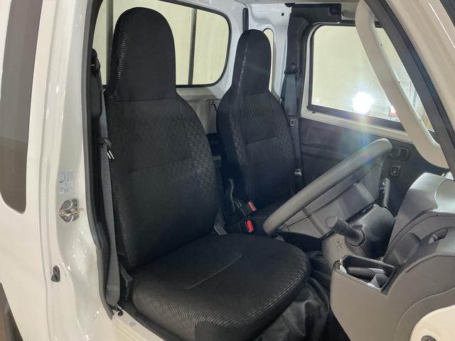 ハイゼットトラックジャンボエクストラ 電子制御式4WD CVT車 デモカー電子制御式4WD CVT デモカー 禁煙車 荷台作業灯 3方開 コーナーセンサー オートハイビーム LEDヘッドライト フォグライト プッシュスタート スマートキー 電動格納ドアミラー オートライト(京都府)の中古車