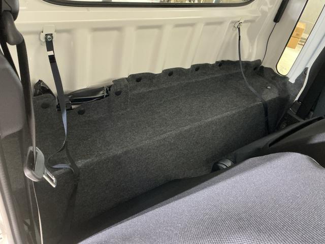 ハイゼットトラックジャンボエクストラ 電子制御式4WD CVT車 デモカー電子制御式4WD CVT デモカー 禁煙車 荷台作業灯 3方開 コーナーセンサー オートハイビーム LEDヘッドライト フォグライト プッシュスタート スマートキー 電動格納ドアミラー オートライト(京都府)の中古車