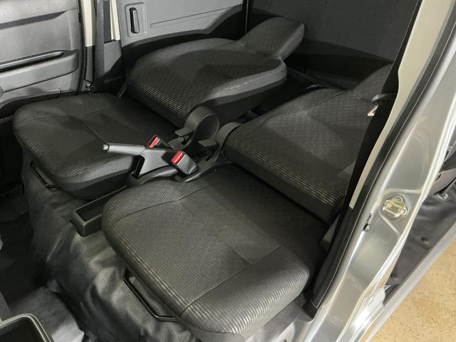 ハイゼットカーゴDX デラックス 4WD 届出済未使用車 スマートアシスト届出済未使用車 4WD スマートアシスト キーレスリモコン マニュアルエアコン スチールホイール 両側リヤスライドドア AM/FMチューナー オートライト オートハイビーム コーナーセンサー ABS(京都府)の中古車