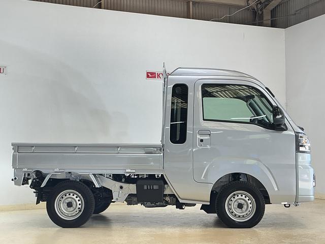 ハイゼットトラックジャンボエクストラ　電子制御式４ＷＤ　デモカー　禁煙車電子制御式４ＷＤ　デモカー　禁煙車　３方開　荷台作業灯　スーパーデフロック　コーナーセンサー　オートハイビーム　スマートキー　プッシュスタート　フォグライト　ＬＥＤヘッドライト　オートライト　スマアシ（京都府）の中古車