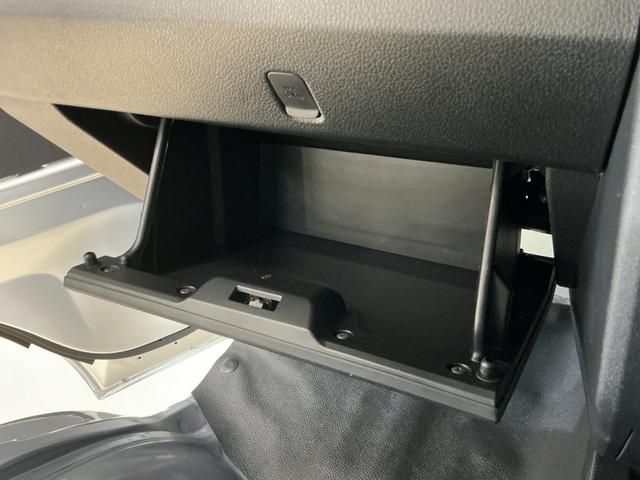 ハイゼットトラックジャンボエクストラ　電子制御式４ＷＤ　デモカー　禁煙車電子制御式４ＷＤ　デモカー　禁煙車　３方開　荷台作業灯　スーパーデフロック　コーナーセンサー　オートハイビーム　スマートキー　プッシュスタート　フォグライト　ＬＥＤヘッドライト　オートライト　スマアシ（京都府）の中古車