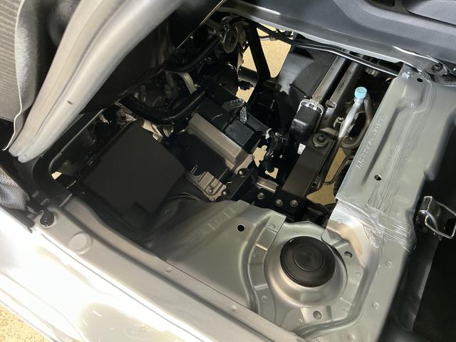 ハイゼットトラックジャンボエクストラ　電子制御式４ＷＤ　デモカー　禁煙車電子制御式４ＷＤ　デモカー　禁煙車　３方開　荷台作業灯　スーパーデフロック　コーナーセンサー　オートハイビーム　スマートキー　プッシュスタート　フォグライト　ＬＥＤヘッドライト　オートライト　スマアシ（京都府）の中古車