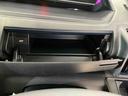 シャイニングホワイトパール　　ディスプレイオーディオ　　マット付き車　　車内目立った傷なし　　スマートアシスト　　ＬＥＤヘッドランプ（京都府）の中古車