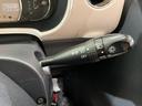 ＣＤチューナー　キーフリーシステム　オートエアコン　カーペットマット　ホイールキャップ　電動格納式ドアミラー　アイドリングストップ　ルーフレール　フォグランプ　運転席・助手席エアバッグ　パワステ（京都府）の中古車