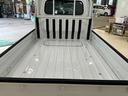 ワンオーナー　衝突軽減ブレーキ　認定中古車　カーペットマット・バイザー有　エアコン　パワステ　ミッション車　２ＷＤ　オートライト　ＡＭ／ＦＭラジオ　ドリンクホルダー（京都府）の中古車
