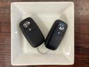バックカメラ　前席シートヒーター　前後コーナーセンサー　オートマチックハイビーム　ＬＥＤヘッドライト　スカイフィールトップ　アイドリングストップ　スマートキー　ＵＳＢ　１５インチ純正アルミホイール（京都府）の中古車