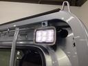 切替式４ＷＤ　ＭＴ車　荷台作業灯　前後コーナーセンサー　３方開　オートマチックハイビーム　ＬＥＤヘッドライト　プッシュボタンエンジンスタート　電動格納ミラー　横滑り防止措置　マニュアルエアコン（京都府）の中古車