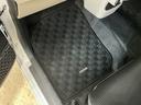 ワンオーナー　４ＷＤ　ナビ　バックカメラ　ＥＴＣ　運転席シートヒーター　オートマチックハイビーム　Ｂｌｕｅｔｏｏｔｈ　ＵＳＢチャージャー　ＤＶＤ再生　フルセグＴＶ　ＨＩＤヘッドライト　オートライト（京都府）の中古車