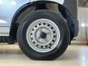ワンオーナー　切替式４ＷＤ　ラジオデッキ　前後コーナーセンサー　オートマチックハイビーム　オートライト　衝突軽減ブレーキ　横滑り防止装置　アイドリングストップ　スペアキーあり　マニュアルエアコン（京都府）の中古車