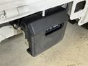 ワンオーナー　ＭＴ５速車　３方開　ディスプレイオーディオ　バックカメラ　Ｂｌｕｅｔｏｏｔｈ　ＵＳＢチャージャー　ＤＶＤ再生　ドアバイザー　スペアキー有り　ヘッドライトレベライザー　マニュアルエアコン（京都府）の中古車