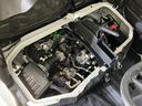 ４ＷＤ　ラジオデッキ　コーナーセンサー　オートマチックハイビーム　キーレスエントリー　オートライト　横滑り防止装置　アイドリングストップ　スペアキー有り　マニュアルエアコン　１２Ｖ電源ソケット（京都府）の中古車