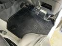 ５速ＭＴ車　４ＷＤ　ラジオデッキ　３方開　ドアバイザー　スペアキー有り　ヘッドライトレベライザー　マニュアルエアコン　１２Ｖ電源ソケット　スペアタイヤ　ラバーマット（京都府）の中古車