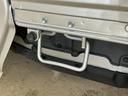 ワンオーナー　５速ＭＴ車　４ＷＤ　ＣＤオーディオ　３方開　荷台作業灯　荷台マット　キーレスエントリー　スペアキー有り　ＬＥＤヘッドライト　フォグライト　ドアバイザー　スマートアシスト　横滑り防止装置（京都府）の中古車