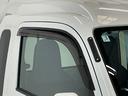 ＡＴ車　ＣＤオーディオ　３方開　荷台作業灯　ＬＥＤヘッドライト　フォグライト　キーレスエントリー　ドアバイザー　マニュアルエアコン　１２Ｖ電源ソケット　ヘッドライトレベライザー　スペアタイヤ有　２ＷＤ（京都府）の中古車