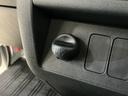 ＡＴ車　ＣＤオーディオ　３方開　荷台作業灯　ＬＥＤヘッドライト　フォグライト　キーレスエントリー　ドアバイザー　マニュアルエアコン　１２Ｖ電源ソケット　ヘッドライトレベライザー　スペアタイヤ有　２ＷＤ（京都府）の中古車