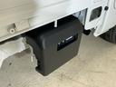 ４ＷＤ　ＣＶＴ車　ラジオデッキ　３方開　荷台作業灯　前後コーナーセンサー　オートマチックハイビーム　オートライト　スマアシ　横滑り防止装置　アイドリングストップ　マニュアルエアコン　１２Ｖ電源ソケット（京都府）の中古車
