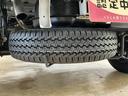 切替式４ＷＤ　ラジオデッキ　前後コーナーセンサー　オートマチックハイビーム　３方開　オートライト　横滑り防止装置　アイドリングストップ　マニュアルエアコン　１２Ｖ電源ソケット　ラバーマット　スマアシ（京都府）の中古車