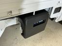 切替式４ＷＤ　３方開　荷台作業灯　コーナーセンサー　オートマチックハイビーム　スマートキー　スマートアシスト　オートライト　フォグライト　アイドリングストップ　横滑り防止装置　盗難防止装置　スペアキー（京都府）の中古車