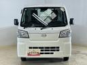 切替式４ＷＤ　ラジオデッキ　３方開　前後コーナーセンサー　オートライト　スペアキー有り　アイドリングストップ　横滑り防止装置　スマアシ　マニュアルエアコン　１２Ｖ電源ソケット　ヘッドライトレベライザー（京都府）の中古車