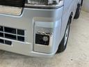 届出済み未使用車　切替式４ＷＤ　３方開　荷台作業灯　前後コーナーセンサー　オートマチックハイビーム　ＬＥＤヘッドライト　オートライト　フォグライト　スマートキー　スマートアシスト　プッシュスタート（京都府）の中古車