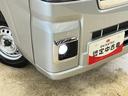 届出済み未使用車　切替式４ＷＤ　３方開　荷台作業灯　前後コーナーセンサー　オートマチックハイビーム　ＬＥＤヘッドライト　オートライト　フォグライト　スマートキー　スマートアシスト　プッシュスタート（京都府）の中古車
