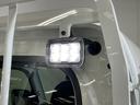 届出済み未使用車　切替式４ＷＤ　３方開　荷台作業灯　前後コーナーセンサー　オートマチックハイビーム　ＬＥＤヘッドライト　オートライト　フォグライト　スマートキー　プッシュスタート　スマートアシスト（京都府）の中古車