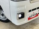 届出済み未使用車　切替式４ＷＤ　３方開　荷台作業灯　前後コーナーセンサー　オートマチックハイビーム　ＬＥＤヘッドライト　オートライト　フォグライト　スマートキー　プッシュスタート　スマートアシスト（京都府）の中古車