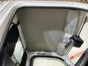 ワンオーナー　４ＷＤ　５速ＭＴ車　ラジオデッキ　３方開　コーナーセンサー　ドアバイザー　ラバーマット　横滑り防止装置　アイドリングストップ　オートハイビーム　オートライト　スマアシ　マニュアルエアコン（京都府）の中古車