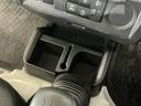 ワンオーナー　４ＷＤ　５速ＭＴ車　ラジオデッキ　３方開　コーナーセンサー　ドアバイザー　ラバーマット　横滑り防止装置　アイドリングストップ　オートハイビーム　オートライト　スマアシ　マニュアルエアコン（京都府）の中古車