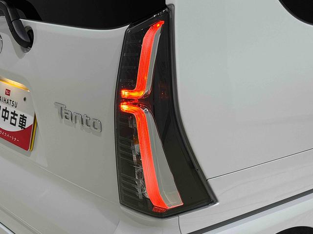 タントカスタムＸ　ミラクルオープンドア　運転席助手席シートヒーターＬＥＤヘッドランプ　フォグランプ　１４インチアルミホイール　プッシュボタンスタート　セキュリティアラーム　オートライト　電動パーキング　ミラクルオープンドア（広島県）の中古車