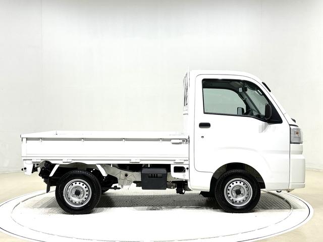 ハイゼットトラックスタンダード　ＡＭ／ＦＭラジオ　４ＷＤ　スマートアシストハロゲンヘッドランプ　運転席バニティミラー　ＡＭ・ＦＭラジオ　マニュアルエアコン　ガードフレーム　スペアタイヤ（広島県）の中古車