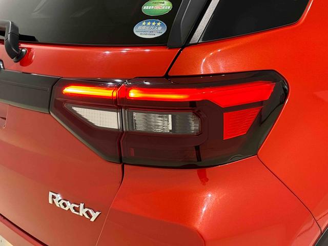 ロッキーＧ　カーナビ　バックカメラ　ドライブレコーダー　ＥＴＣ車載器ＬＥＤヘッドランプ・フォグランプ　全車速追従機能付アダプティブクルーズコントロール　レーンキープコントロール　１７インチアルミホイール　シートヒーター　プッシュボタンスタート（広島県）の中古車