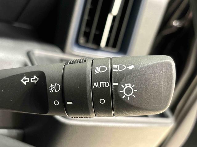 タントカスタムＸ　４ＷＤ　ＣＶＴ車ミラクルオープンドア　ＬＥＤヘッドランプ＆フォグランプ　両側電動スライドドア　キーフリーシステム　運転席・助手席シートヒーター　電動格納ドアミラー　バックカメラ（広島県）の中古車
