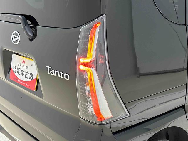 タントカスタムＲＳ　ＬＥＤオートライト　キーフリーシステムパワースライドドアウェルカムオープン機能　運転席ロングスライドシ−ト　助手席ロングスライド　助手席イージークローザー　運転席助手席シートヒーター　１５インチアルミホイール　バックカメラ（広島県）の中古車