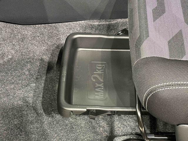 タフトＧ　クロムベンチャー　バックカメラ　電動パーキングブレーキオートライト　アダプティブドライビングビーム　ＬＥＤヘッドライト　ＬＥＤフォグランプ　オートエアコン　プッシュスタート　電動パーキング　運転席助手席シートヒーター　ＵＳＢ充電端子　衝突回避支援システム（広島県）の中古車