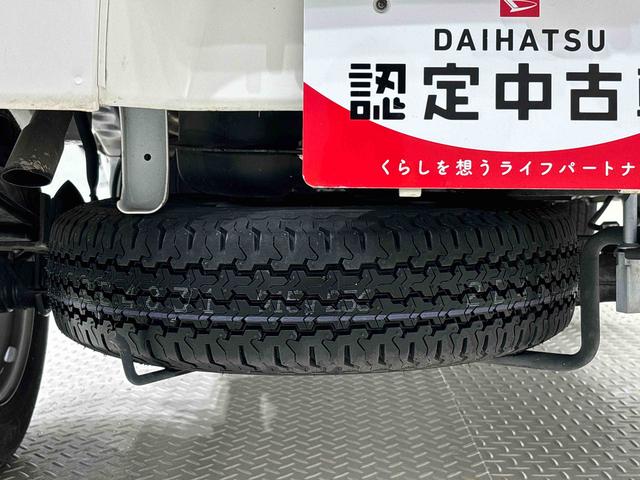 ハイゼットトラックスタンダードＳＡIIIｔ　２ＷＤ　５ＭＴ　エアコン　パワステハロゲンヘッドランプ　トップシェイドガラス　運転席バニティミラー　ＡＭ・ＦＭラジオ　マニュアルエアコン　ガードフレーム　スペアタイヤ（広島県）の中古車